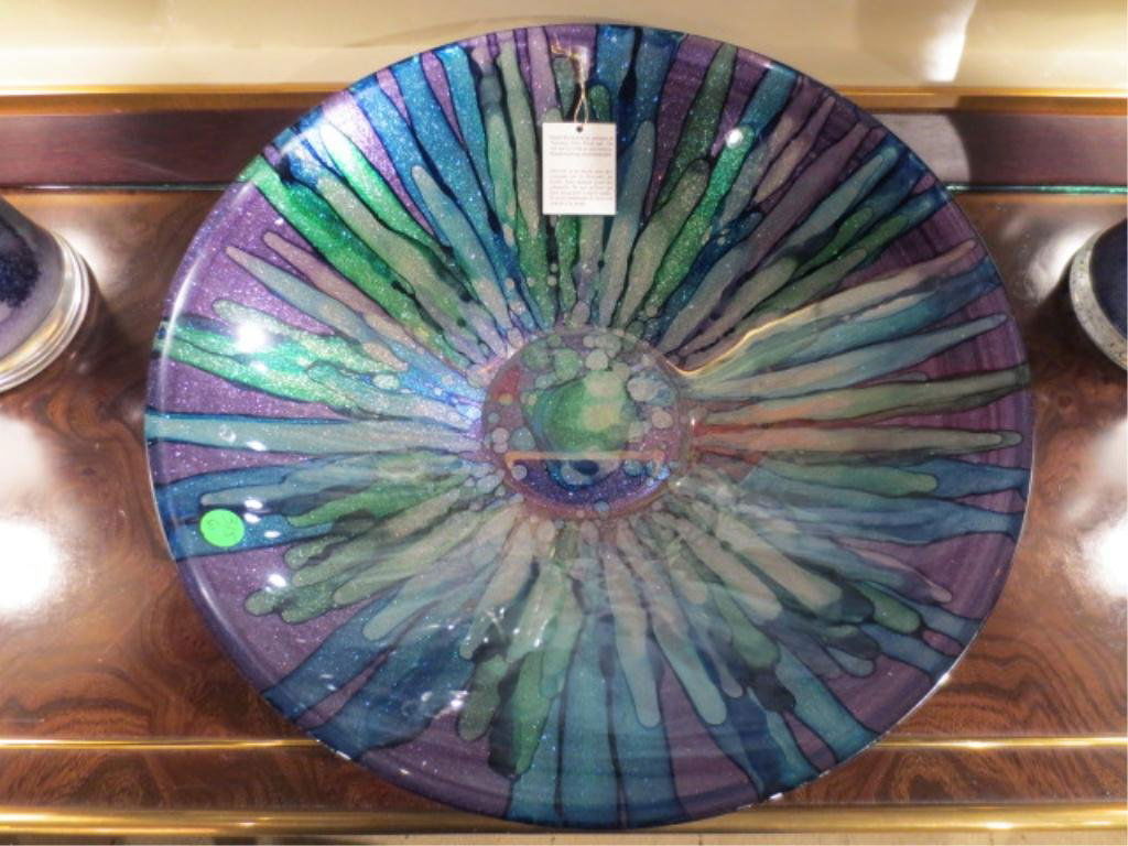 IL QUADRIFOGLIO ART GLASS BOWL, BLUE, GREEN &PURPLE FLO: IL QUADRIFOGLIO ART GLASS BOWL, BLUE, GREEN &PURPLE FLOWING STRIPES, MADE IN TUSCANY ITALY, APPROX 16.5" DIAMETER ** PLEASE NOTE: ARRANGEMENTS FOR SHIPPING AND PACKAGING ARE THE SOLE RESPONSIBILITY OF