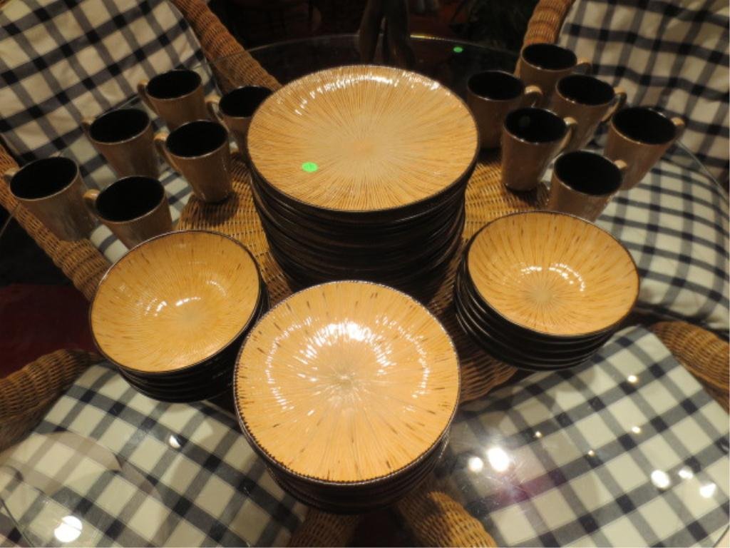 48 PC JOSEPH ABBOUD ENVIRONMENTS VENTANA DINNERWARE SER: 48 PC JOSEPH ABBOUD ENVIRONMENTS VENTANA DINNERWARE SERVICE - INCLUDES 12 PLATES (1 WITH CHIP), 12 SALAD PLATES, 12 BOWLS & 12 CUPS "** PLEASE NOTE: ARRANGEMENTS FOR SHIPPING AND PACKAGING ARE THE SOL