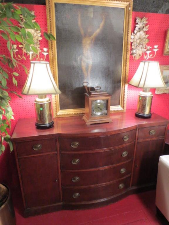 VINTAGE MAHOGANY SIDEBOARD, 6 DRAWERS, 2 CABINETS: VINTAGE MAHOGANY SIDEBOARD, 6 DRAWERS, 2 CABINETS, BRASS PULLS, APPROX 5'2"L X 22"D X 36"H "** PLEASE NOTE: ARRANGEMENTS FOR SHIPPING AND PACKAGING ARE THE SOLE RESPONSIBILITY OF THE WINNING BIDDER. T