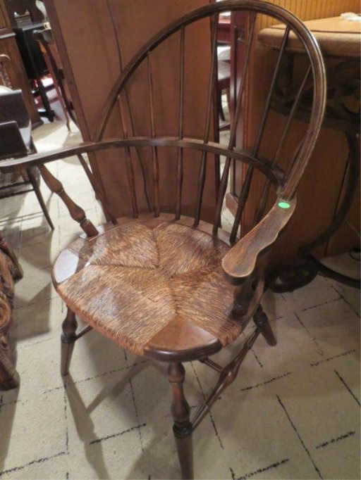 ANTIQUE WINDSOR CHAIR, RUSH SEAT, EXCELLENT CONDITION - ANTIQUE WINDSOR CHAIR, RUSH SEAT, EXCELLENT CONDITION