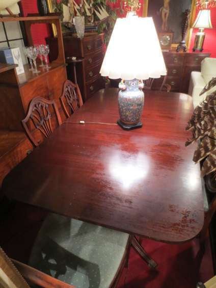 ANTIQUE MAHOGANY DINING TABLE WITH LEAF, DUAL PEDESTAL : ANTIQUE MAHOGANY DINING TABLE WITH LEAF, DUAL PEDESTAL BASE, SHIELD BACK CHAIRS ~~~ PLEASE NOTE: ARRANGEMENTS FOR SHIPPING AND PACKAGING ARE THE SOLE RESPONSIBILITY OF THE WINNING BIDDER. THE AUCTION