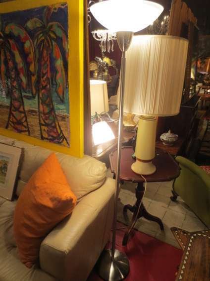 CONTEMPORARY TORCHIERE STYLE FLOOR LAMP WITH READING LI: CONTEMPORARY TORCHIERE STYLE FLOOR LAMP WITH READING LIGHT, NICKEL FINISH, APPROX 6'H ~~~ PLEASE NOTE: ARRANGEMENTS FOR SHIPPING AND PACKAGING ARE THE SOLE RESPONSIBILITY OF THE WINNING BIDDER. THE AU