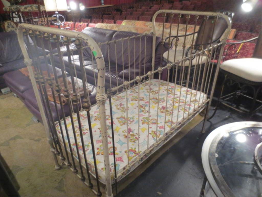 VINTAGE IRON AND BRASS CRIB, WHITE FINISH, VERY GOOD CO Apr 30, 2013
