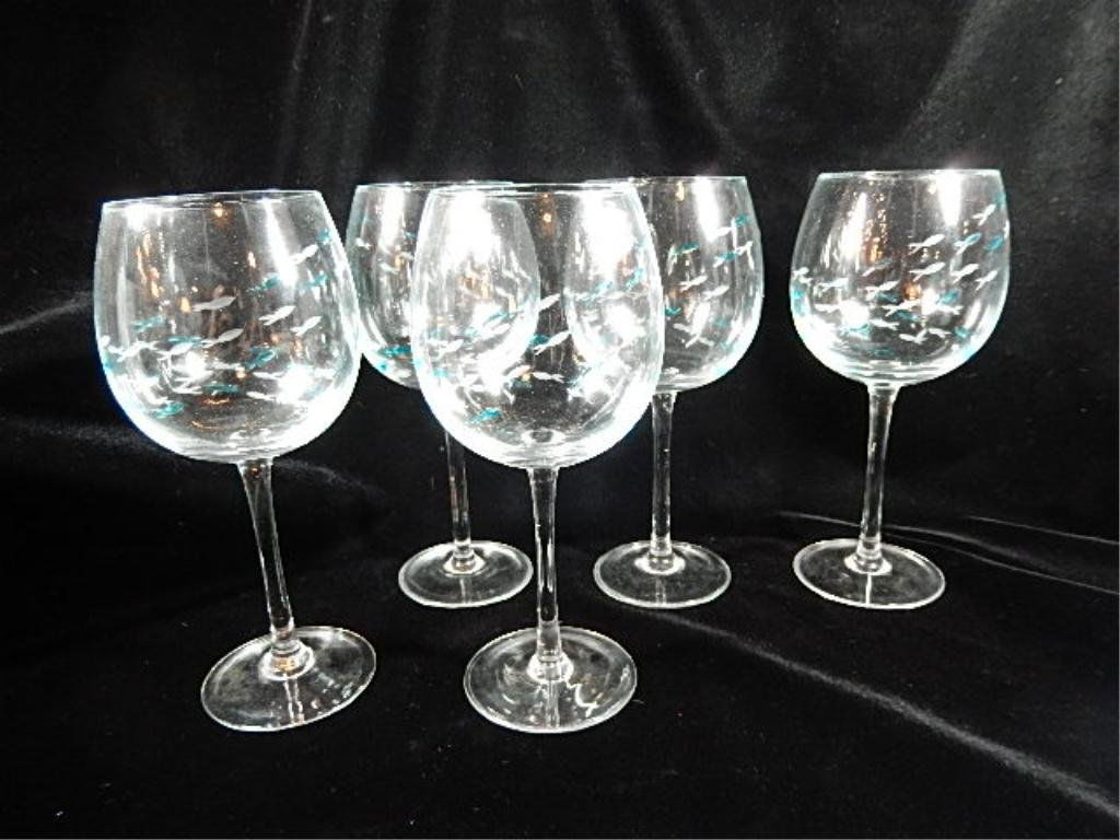 5 WINE GLASSES WITH ETCHED BLUE & CLEAR FISH DESIGN,