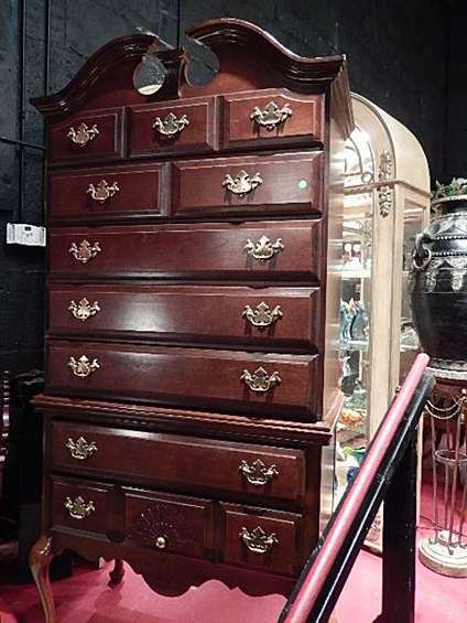 CHIPPENDALE CHERRY HIGHBOY CHEST BY BASSETT, BRASS: CHIPPENDALE CHERRY HIGHBOY CHEST BY BASSETT, BRASS PULLS, APPROX 80"H X 37"W