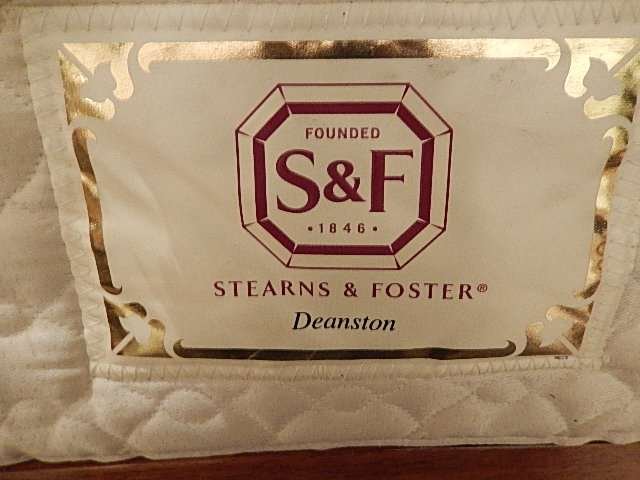 STERNS AND FOSTER 3 PC MATTRESS AND BOXSPRING SET: STERNS AND FOSTER 3 PC MATTRESS AND BOXSPRING SET