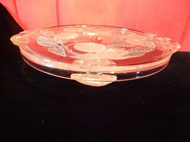 CRYSTAL CAKE PLATE WITH ETCHED LEAVES, APPROX: CRYSTAL CAKE PLATE WITH ETCHED LEAVES, APPROX 13.5"DIAMETER
