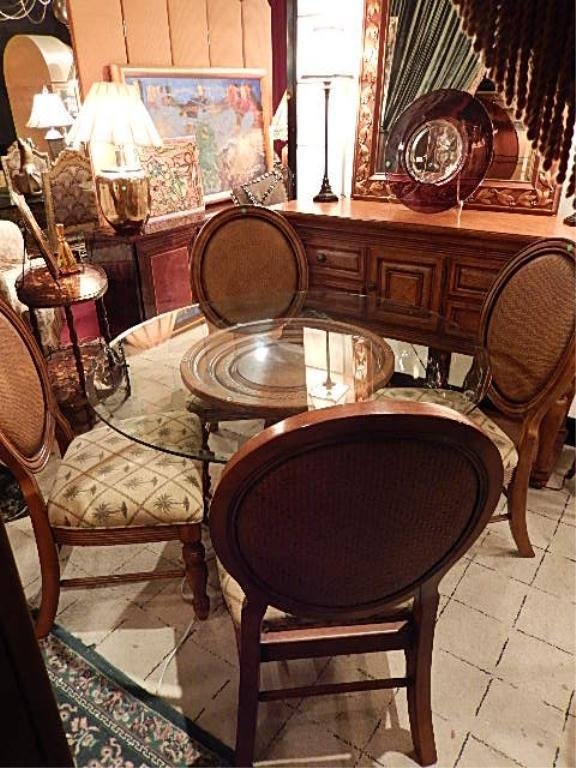 BROYHILL TROPICAL STYLE DINING TABLE, PEDESTAL BASE,: BROYHILL TROPICAL STYLE DINING TABLE, PEDESTAL BASE, WITH 4 OVAL BACK CHAIRS, PADDED RATTAN SEATBACKS, PALM PRINT UPHOLSTERED SEATS, COORDINATING SIDEBOARD AND CHINA CABINET SOLD SEPARATELY, APPROX 48
