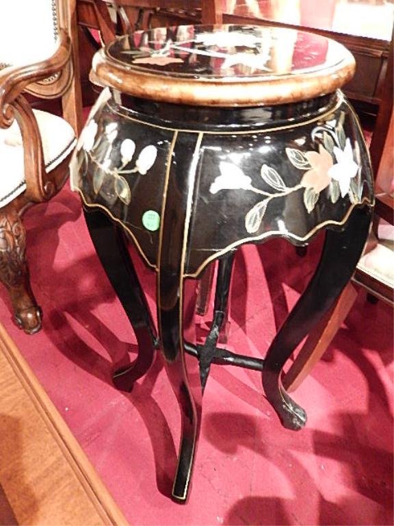 CHINOISERIE TABLE/PEDESTAL, BLACK ENAMEL WITH: CHINOISERIE TABLE/PEDESTAL, BLACK ENAMEL WITH PAINTED BIRDS AND FLOWERS, APPROX 36"H X 18"DIAMETER