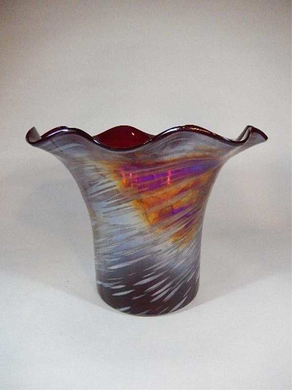 LARGE MURANO STYLE ART GLASS VASE, RED & IRIDESCENT,: LARGE MURANO STYLE ART GLASS VASE, RED & IRIDESCENT, WITH PONTIL MARK ON BASE, APPROX 9.5" X 12.5"