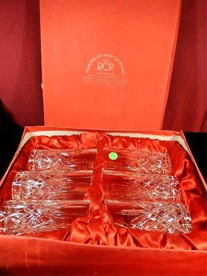 6 RCR CAPRI 24% LEAD CRYSTAL GLASSES, MADE IN ITALY,: 6 RCR CAPRI 24% LEAD CRYSTAL GLASSES, MADE IN ITALY, WITH BOX, 1 APPROX 5.5"H, 5 APPROX 5.75"H