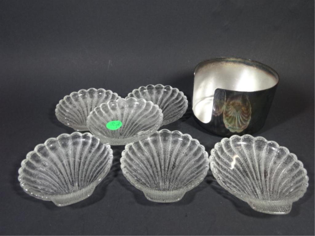 6 WM ROGERS GLASS COASTERS, SHELL FORM, WITH COASTER: 6 WM ROGERS GLASS COASTERS, SHELL FORM, WITH COASTER HOLDER MARKED WM ROGERS, APPROX 3.25" DIAMETER, SKU941.95