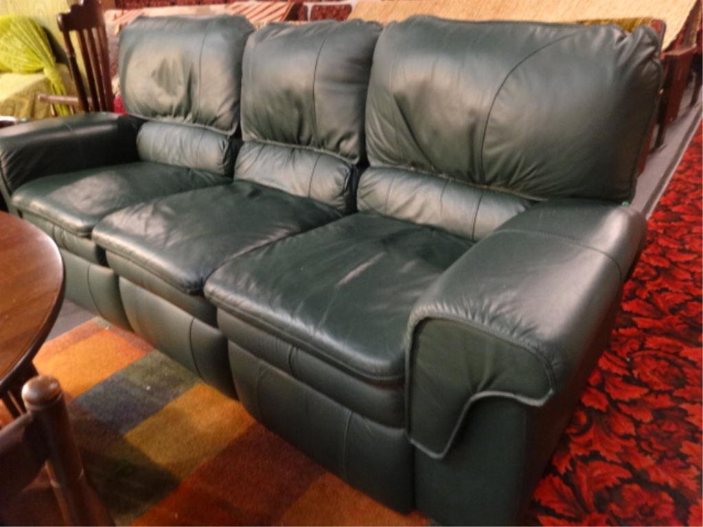 LEATHER SOFA, DUAL RECLINERS, HUNTER GREEN, 3 PIECE MOD: LEATHER SOFA, DUAL RECLINERS, HUNTER GREEN, 3 PIECE MODULAR DESIGN, MODERN DESIGN, EXCELLENT CONDITION