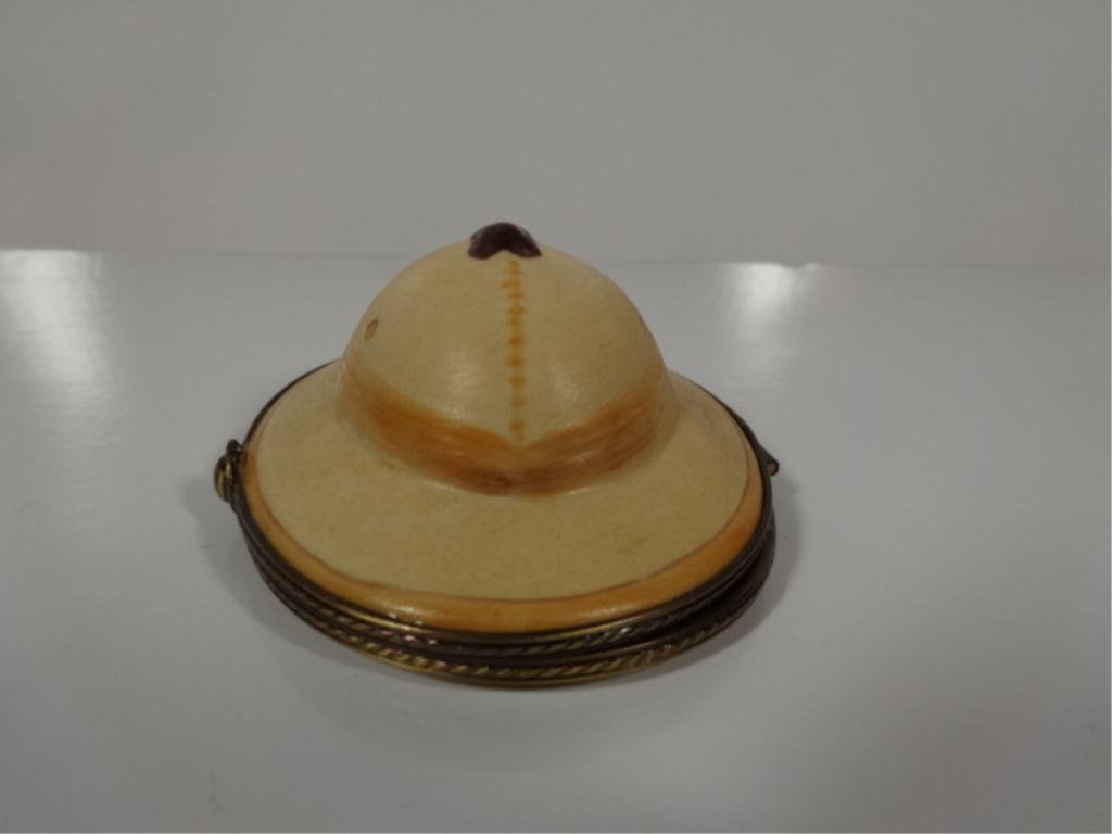 LIMOGES FRANCE HANDPAINTED BOX, IN THE FORM OF A HAT,: LIMOGES FRANCE HANDPAINTED BOX, IN THE FORM OF A HAT, APPROX 2.75" X 2", SKU166.17