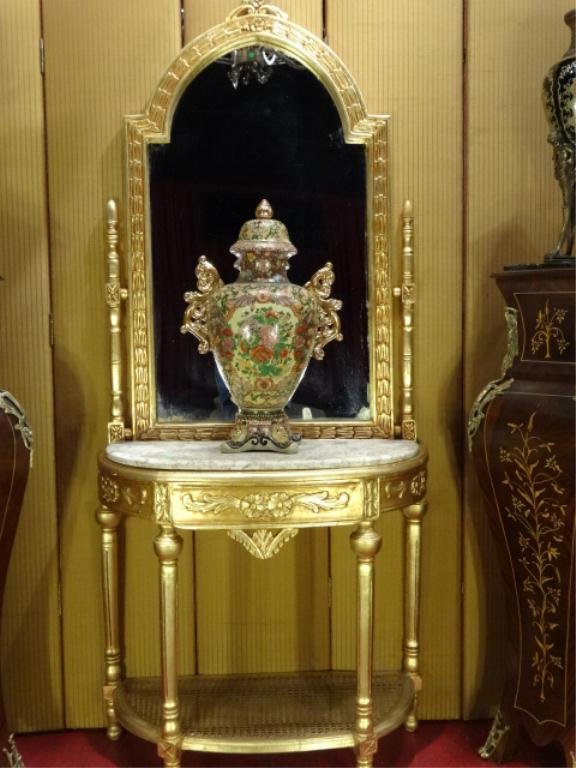 ORNATE FRENCH STYLE FOYER TABLE AND MIRROR, GOLD: ORNATE FRENCH STYLE FOYER TABLE AND MIRROR, GOLD FINISH, CREAM MARBLE TOP, TABLE APPROX 3'W X 32"H X 15"D, MIRROR APPROX 3'W X 3.5'H, SKU101