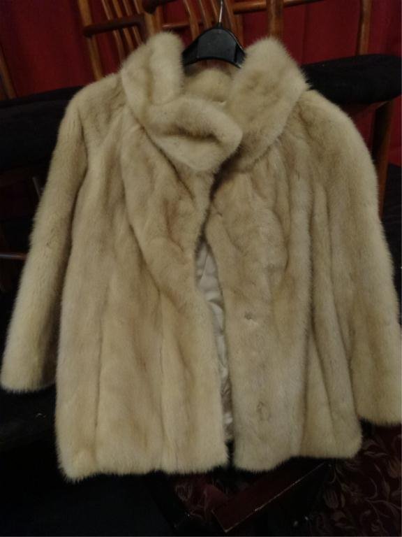 MINK COAT, SIZE SMALL, SKU269.03: MINK COAT, SIZE SMALL, SKU269.03