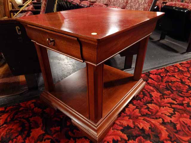 THOMASVILLE SIDE TABLE, SINGLE DRAWER WITH UNDERTIER,: THOMASVILLE SIDE TABLE, SINGLE DRAWER WITH UNDERTIER, EXCELLENT CONDITION, APPROX 18" X 20" X 28"