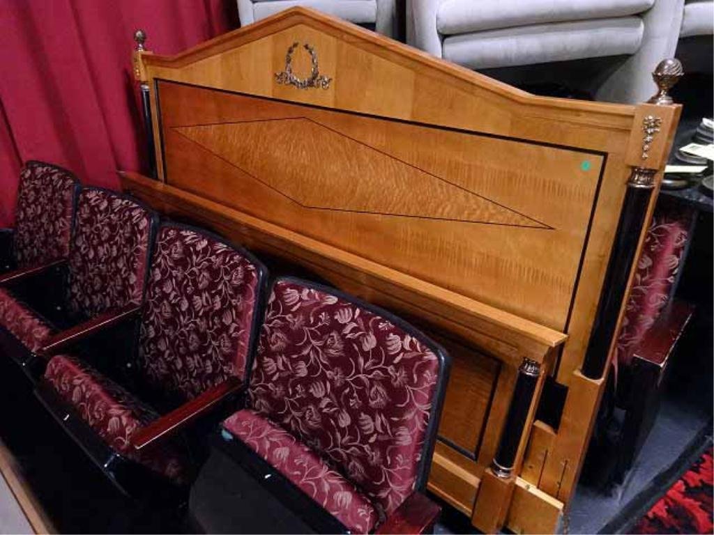 THOMASVILLE NEOCLASSIC KING BED, BEIDERMEIER STYLE,: THOMASVILLE NEOCLASSIC KING BED, BEIDERMEIER STYLE, BRONZE WREATHS AND COLUMN CAPITALS, INCLUDES HEADBOARD, FOOTBOARD, AND RAILS, EXCELLENT CONDITION, SKU394.01