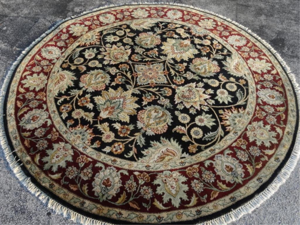 ROUND 100% WOOL PERSIAN AGRA STYLE RUG, BURGUNDY,: ROUND 100% WOOL PERSIAN AGRA STYLE RUG, BURGUNDY, BLACK, AND CREAM, EXCELLENT CONDITION, RETAIL PRICE OVER $3700, 8' DIAMETER, SKU 449