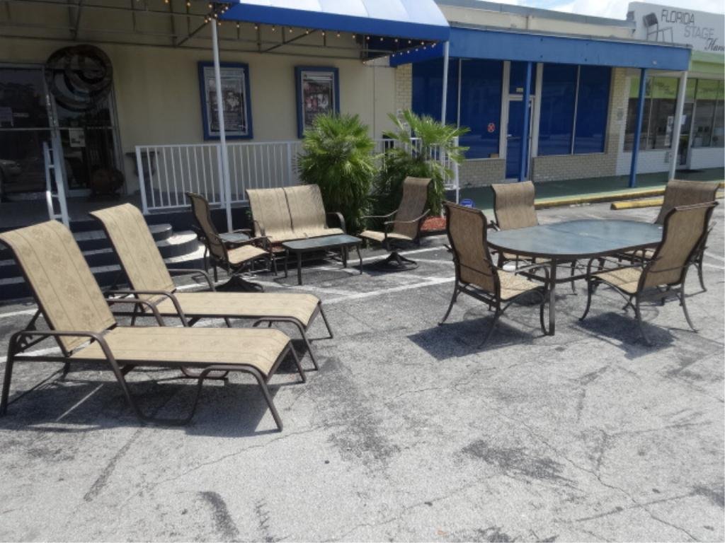 11 PC METAL PATIO SET, INCLUDES 1 OVAL DINING TABLE: 11 PC METAL PATIO SET, INCLUDES 1 OVAL DINING TABLE WITH 4 CHAIRS, 1 LOVESEAT, 1 COFFEE TABLE, 2 ROCKING ARMCHAIRS, 2 CHAISE LOUNGE CHAIRS