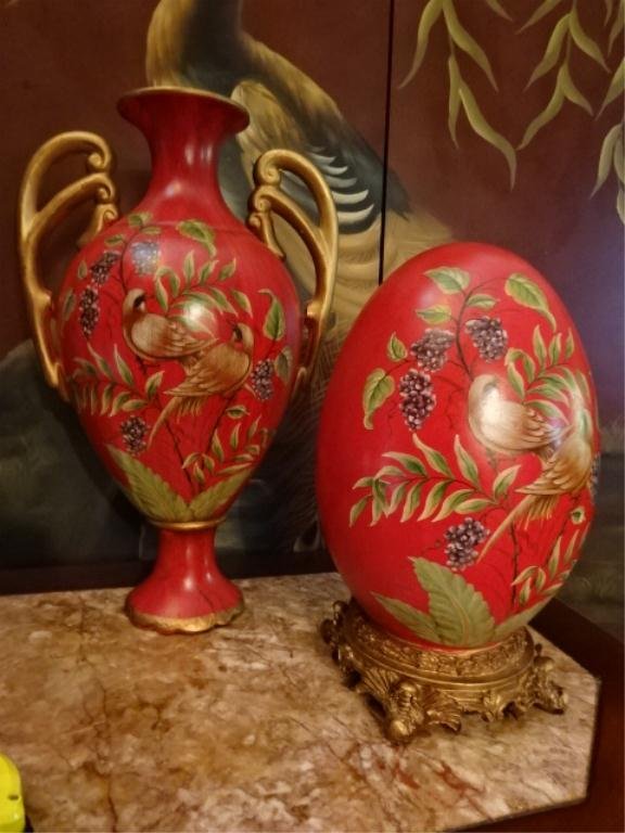 2 PC SET RED URN & EGG, BIRD DESIGNS WITH GOLD HANDLE: 2 PC SET RED URN & EGG, BIRD DESIGNS WITH GOLD HANDLE AND BASE, COMPOSITION, APPROX 16"H, SKU575.19