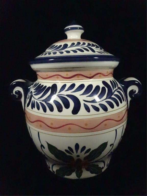 TABLETOPS UNLIMITED TALAVERA HAND PAINTED URN STYLE: TABLETOPS UNLIMITED TALAVERA HAND PAINTED URN STYLE CANISTER, WHITE, APPROX 12", SKU575.102