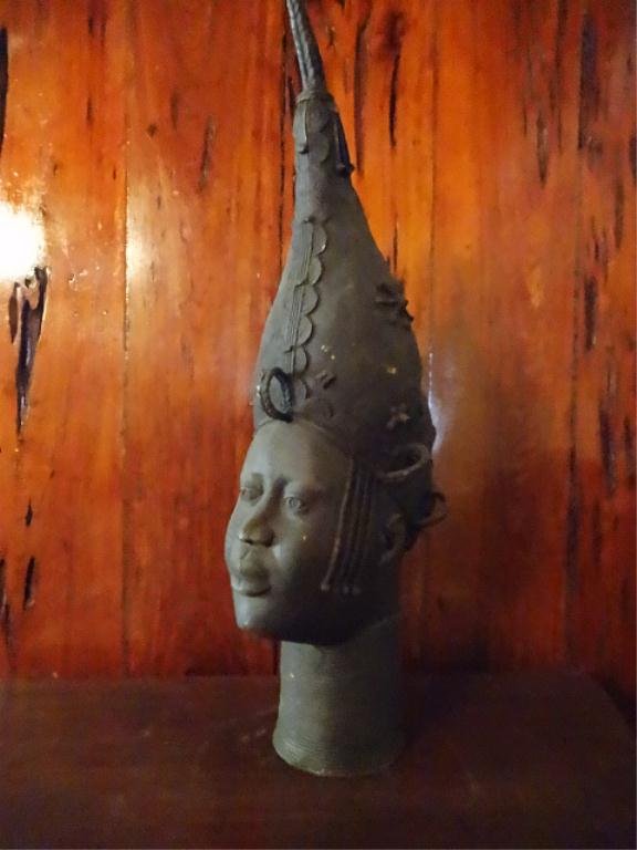 LARGE ANTIQUE AFRICAN BRONZE BUST, WOMAN WITH NECK RING: LARGE ANTIQUE AFRICAN BRONZE BUST, WOMAN WITH NECK RING (ZILLA), APPROX 32"H, SKU581.88