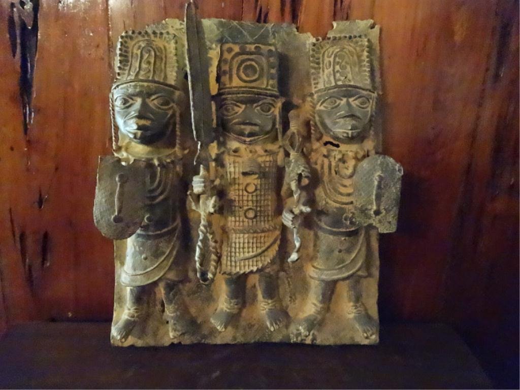 LARGE ANTIQUE AFRICAN METAL PLACQUE, 3 WARRRIORS IN: LARGE ANTIQUE AFRICAN METAL PLACQUE, 3 WARRRIORS IN HIGH RELIEF, APPROX 24"H X 20"W, SKU581.107
