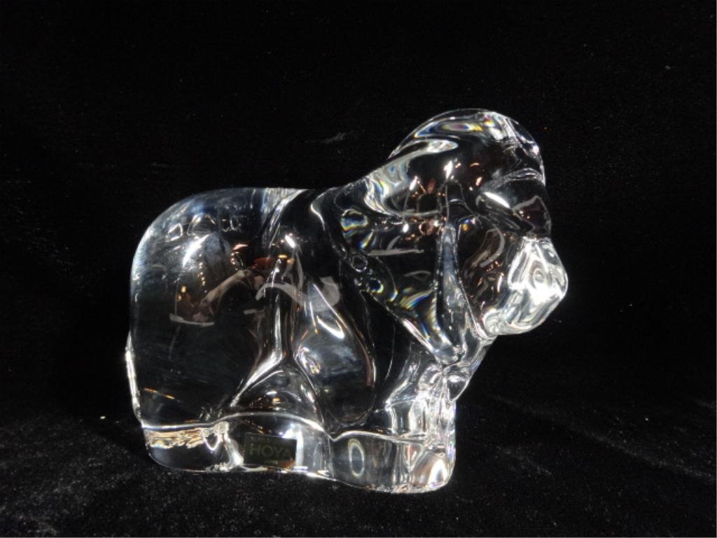 HOYA CRYSTAL FIGURINE, LION, WITH LABEL & ETCHED: HOYA CRYSTAL FIGURINE, LION, WITH LABEL & ETCHED SIGNATURE, APPROX 4", SKU9000