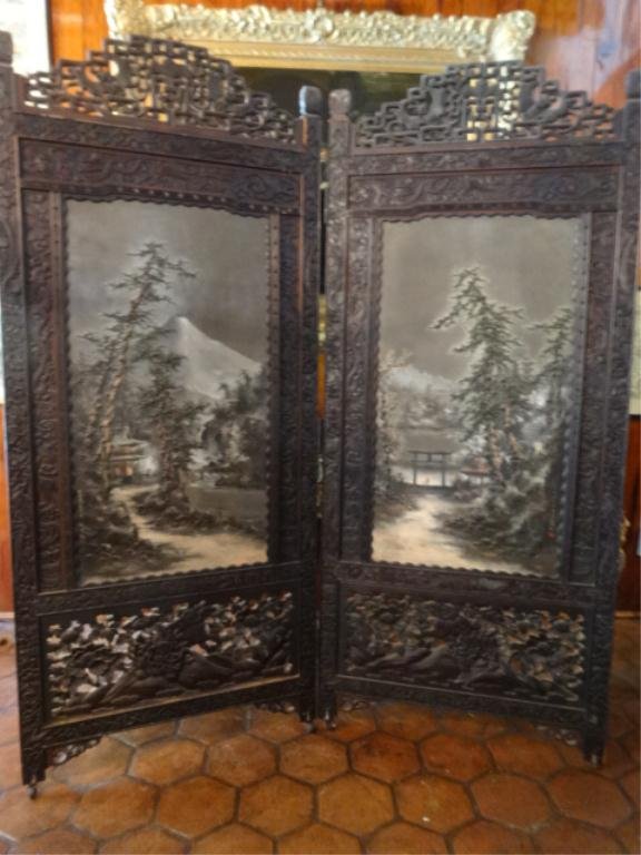 CHINESE 2 PANEL CARVED WOODEN SCREEN, THICKLY TEXTURED: CHINESE 2 PANEL CARVED WOODEN SCREEN, THICKLY TEXTURED RAISED PAINTING WITH LANDSCAPES AND PAVILIONS, INTRICATELY CARVED BATS & DRAGONS, FLOWERING TREES ON REVERSE APPROX 78" X 88", SKU581.48