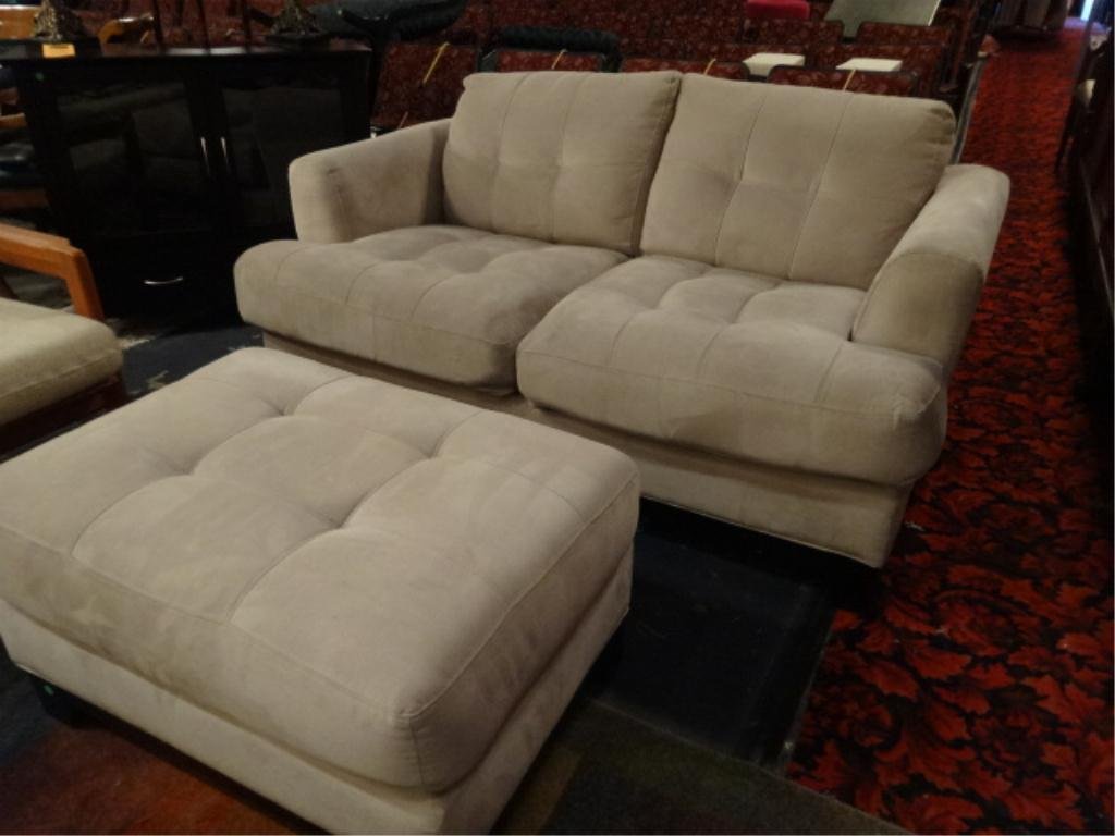 CONTEMPORARY LOVESEAT AND OTTOMAN, BONE COLOR TUFTED: CONTEMPORARY LOVESEAT AND OTTOMAN, BONE COLOR TUFTED MICROFIBER, EXCELLENT GENTLY USED CONDITION, NO STAINS OR RIPS, PILLOWS NOT INCLUDED, SKU555.03