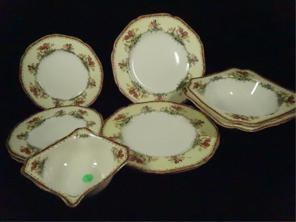9 PC CROWN DUCAL WARE, INCLUDES 3 DINNER PLATES, 3: 9 PC CROWN DUCAL WARE, INCLUDES 3 DINNER PLATES, 3 LUNCHEON PLATES & 3 BOWLS, SKU619.02