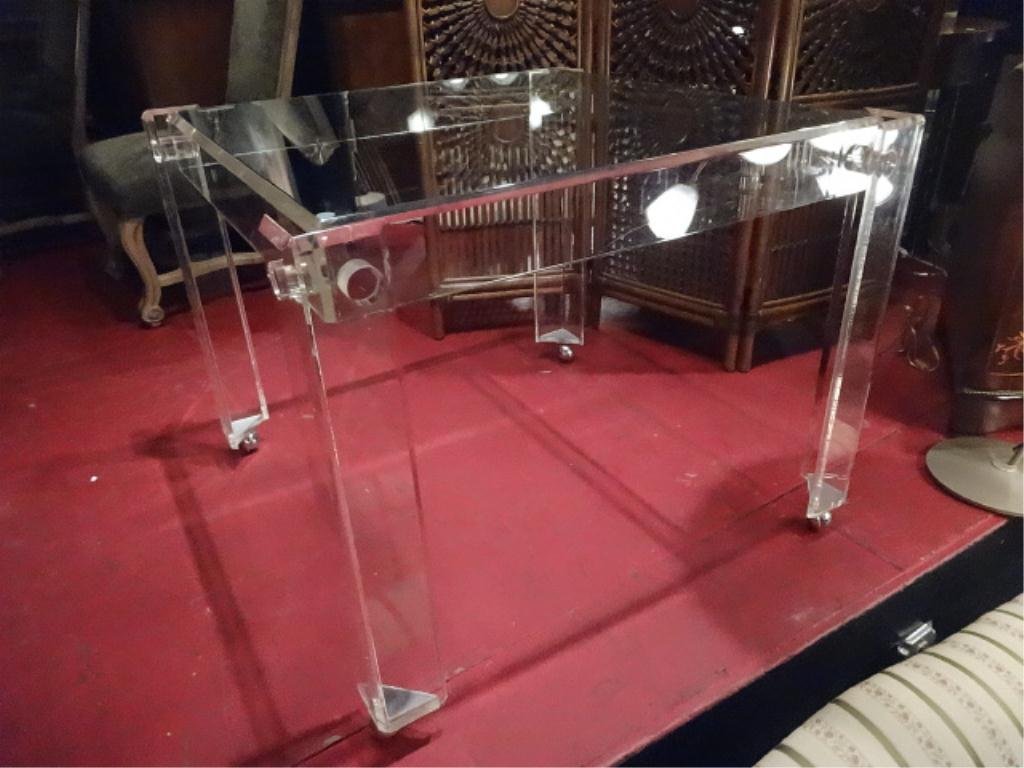 1970's LUCITE TABLE, SQUARE BASE WITH INSET GLASS TOP,: 1970's LUCITE TABLE, SQUARE BASE WITH INSET GLASS TOP, LUCITE IS IN VERY GOOD VINTAGE CONDITION, APPROX 4'W