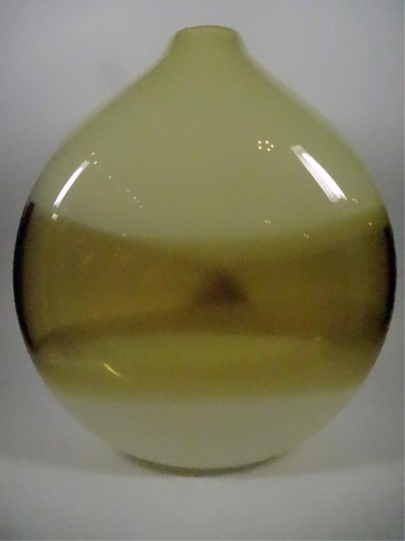 RAND ITALIAN ART GLASS VASE, CREAM & PALE YELLOW,: RAND ITALIAN ART GLASS VASE, CREAM & PALE YELLOW, APPROX 11.25, SKU630.01