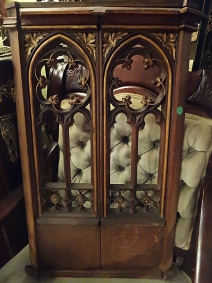 ANTIQUE CARVED WOOD PANEL, GOTHIC ARCHES, APPROX 23"H: ANTIQUE CARVED WOOD PANEL, GOTHIC ARCHES, APPROX 23"H