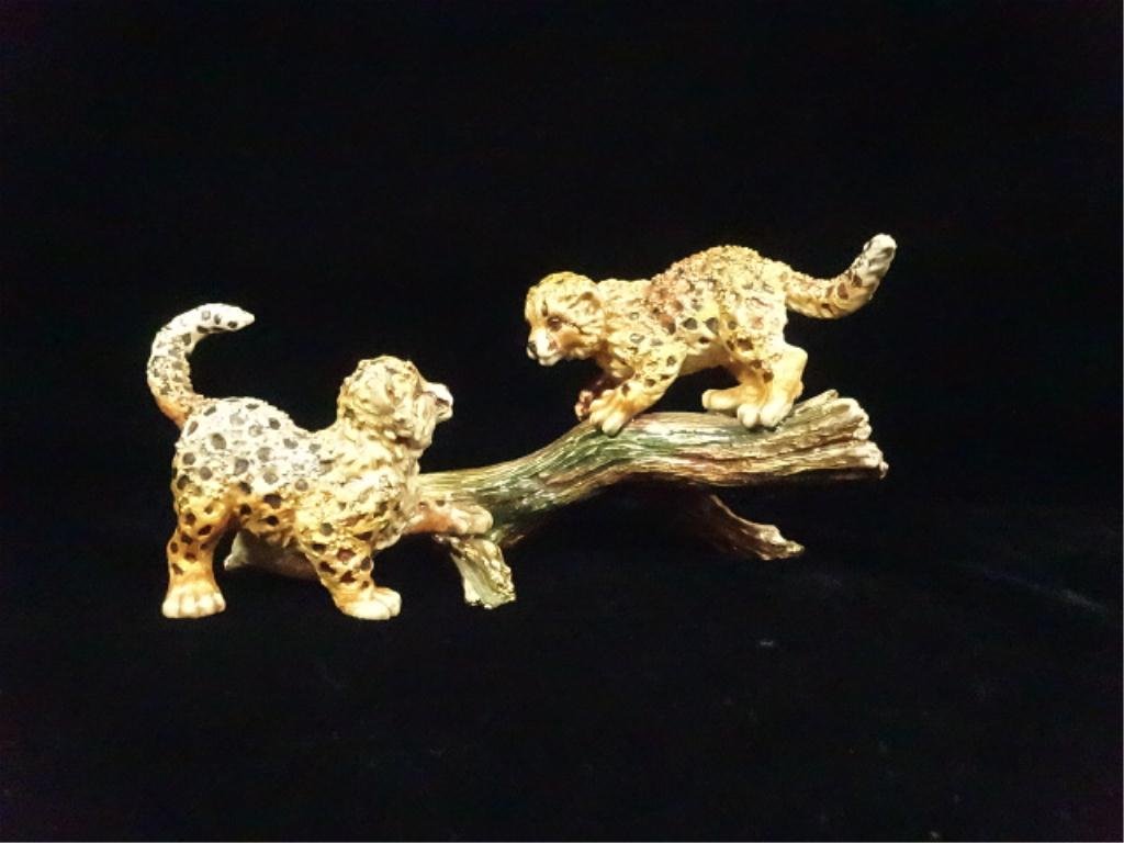 JAY STRONGWATER CHEETAH CUBS FIGURINE, BOBO & RAFI ON: JAY STRONGWATER CHEETAH CUBS FIGURINE, BOBO & RAFI ON BRANCH, FROM THE JUNGLE COLLECTION, ENAMEL WITH SWAROVSKI CRYSTALS, APPROX 3.5" X 6.75", SKU692