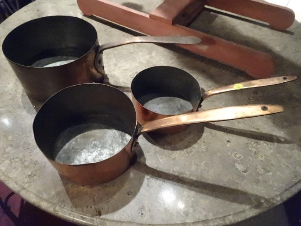 3 PC HEAVY COPPER POTS, LARGEST APPROX 10"W NOT: 3 PC HEAVY COPPER POTS, LARGEST APPROX 10"W NOT INCLUDING HANDLE