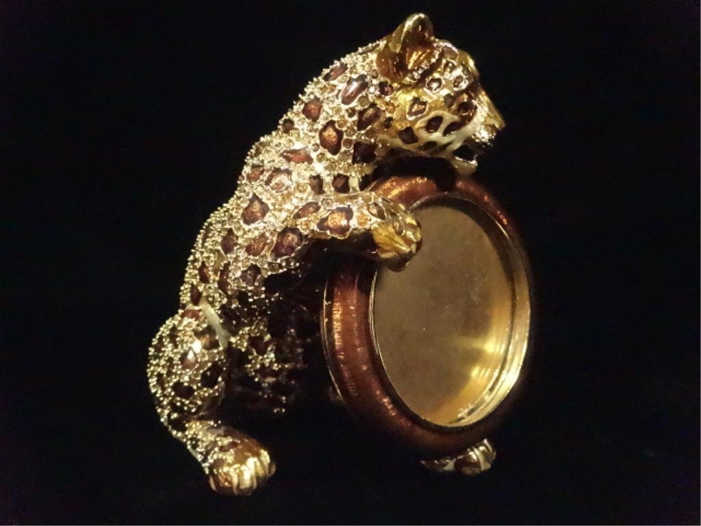 JAY STRONGWATER ROUND CHEETAH FRAME, ENAMEL WITH: JAY STRONGWATER ROUND CHEETAH FRAME, ENAMEL WITH SWAROVSKI CRYSTALS, APPROX 5" X 4.75", SKU692