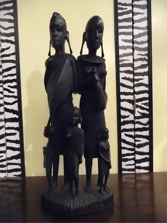 LARGE AFRICAN CARVED STATUE, EBONY FINISH, MAN, WOMAN,: LARGE AFRICAN CARVED STATUE, EBONY FINISH, MAN, WOMAN, 2 CHILDREN, EXCELLENT CONDITION, 24"H, SKU744.61