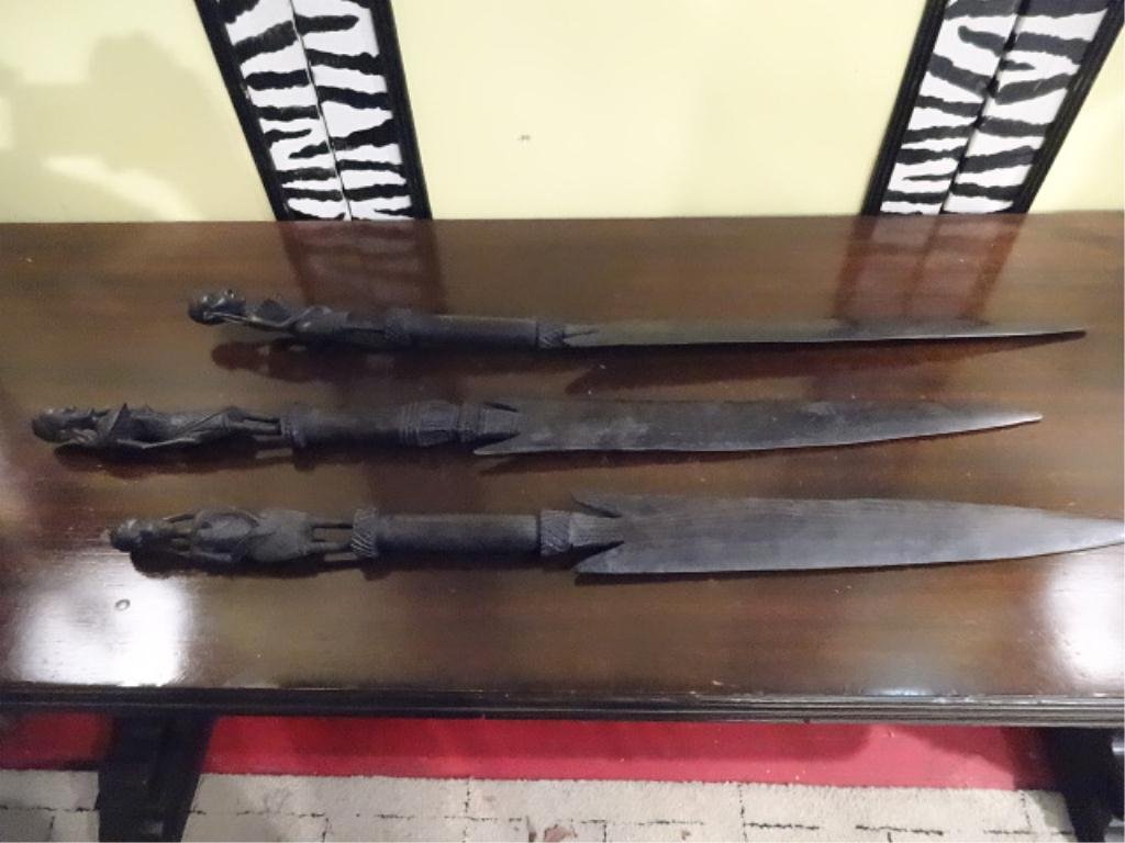 3 PC AFRICAN CARVED WOOD SPEARS WITH FIGURAL HANDLES,: 3 PC AFRICAN CARVED WOOD SPEARS WITH FIGURAL HANDLES, LARGEST IS 31.5"W, SKU744.20