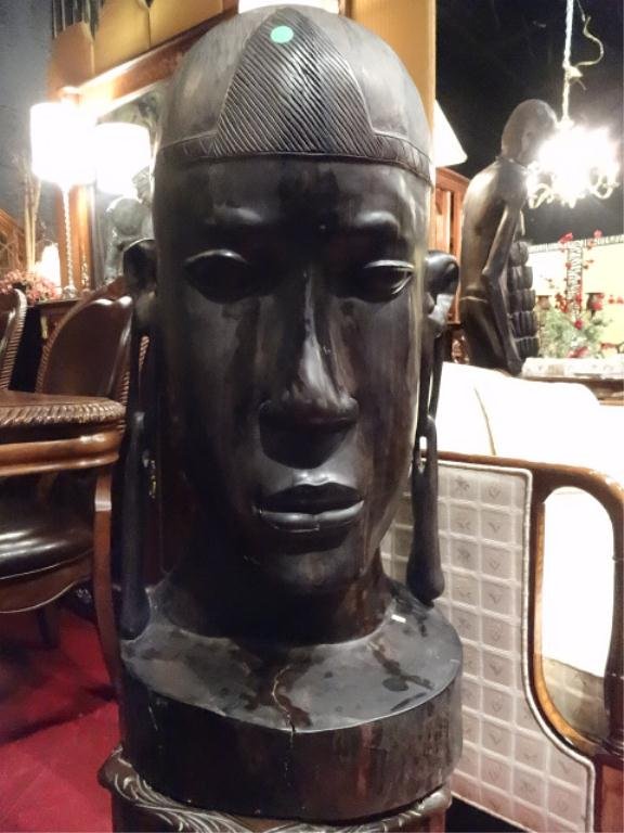 HUGE AFRICAN CARVED EBONY BUST, SOLID WOOD, 31"H,: HUGE AFRICAN CARVED EBONY BUST, SOLID WOOD, 31"H, SKU744.8
