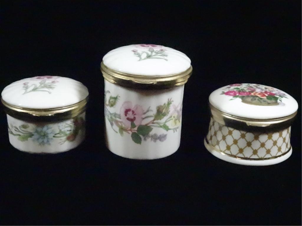 3 PC PORCELAIN PILL BOXES, AYNESLY WILD TUDOR AND: 3 PC PORCELAIN PILL BOXES, AYNESLY WILD TUDOR AND FALCON STAFFORDSHIRE, SKU760