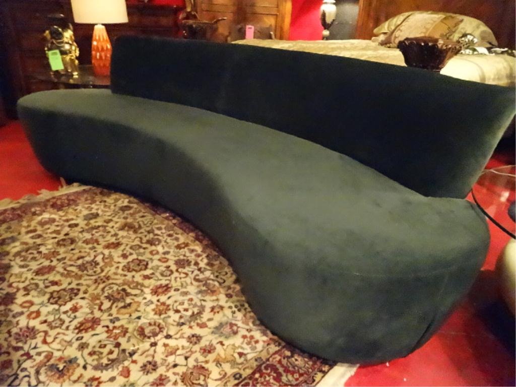 VLADIMIR KAGAN STYLE SOFA, GREEN ULTRASUEDE UPHOLSTERY,: VLADIMIR KAGAN STYLE SOFA, GREEN ULTRASUEDE UPHOLSTERY, CUSTOM MADE DESIGN BY NORD/SUD CUSTOM FURNITURE, VERY GOOD CONDITION, 2 SMALL SEPARATIONS IN FABRIC AT SEAT BACK (SEE PHOTO), ACCENT PILLOWS SOL