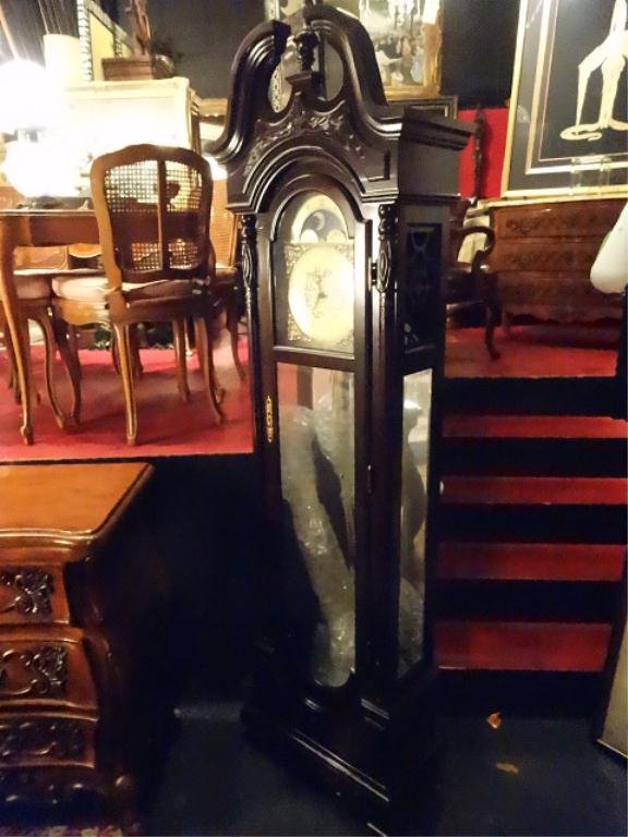 HOWARD MILLER CHIPPENDALE GRANDFATHER CLOCK, MAHOGANY: HOWARD MILLER CHIPPENDALE GRANDFATHER CLOCK, MAHOGANY FINISH, APPROX 6.5'H