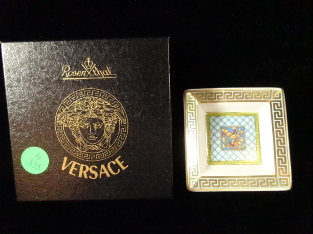 ROSENTHAL VERSACE MEDUSA PORCELAIN SQUARE TRAY, RUSSIAN: ROSENTHAL VERSACE MEDUSA PORCELAIN SQUARE TRAY, RUSSIAN DREAM, MARKED ROSENTHAL VERSACE, APPROX 3.25" SQUARE, WITH BOX