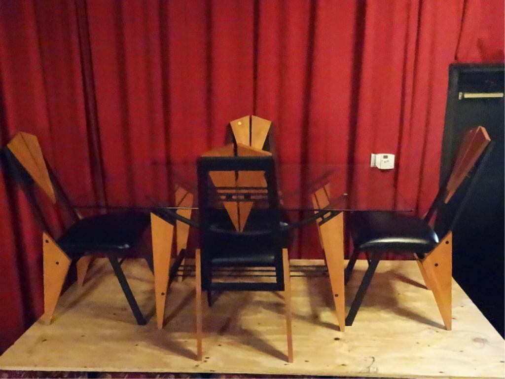 CONTEMPORARY DINING TABLE, 4 CHAIRS, BLACK AND NATURAL: CONTEMPORARY DINING TABLE, 4 CHAIRS, BLACK AND NATURAL WOOD FINISH, WEDGE SHAPE WOOD SEAT BACKS, GLASS TOP, 36" X 60", SKU755.1