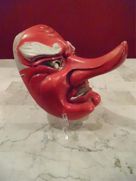 ASIAN CARVED WOOD TENGU MASK, LONG NOSE, RED PAINTED: ASIAN CARVED WOOD TENGU MASK, LONG NOSE, RED PAINTED FINISH, VERY GOOD CONDITION WITH SOME SMALL CHIPS TO PAINT, 8.5"H X 6"W X 7.5"D, SKU895