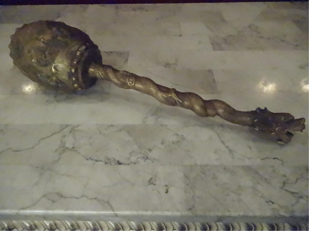 CHINESE METAL HAMMER WEAPON, WITH DRAGONS ON POMMEL,: CHINESE METAL HAMMER WEAPON, WITH DRAGONS ON POMMEL, 18"W, SKU895