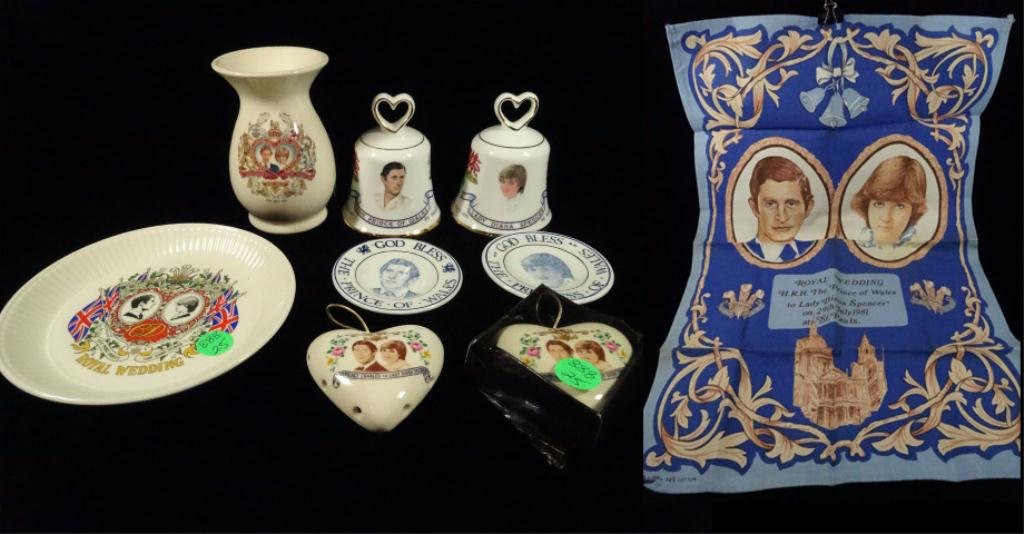 COLLECTION OF PRINCE CHARLES & LADY DIANA WEDDING: COLLECTION OF PRINCE CHARLES & LADY DIANA WEDDING MEMORABILIA, VASE APPROX 4.5"H, SKU888.25
