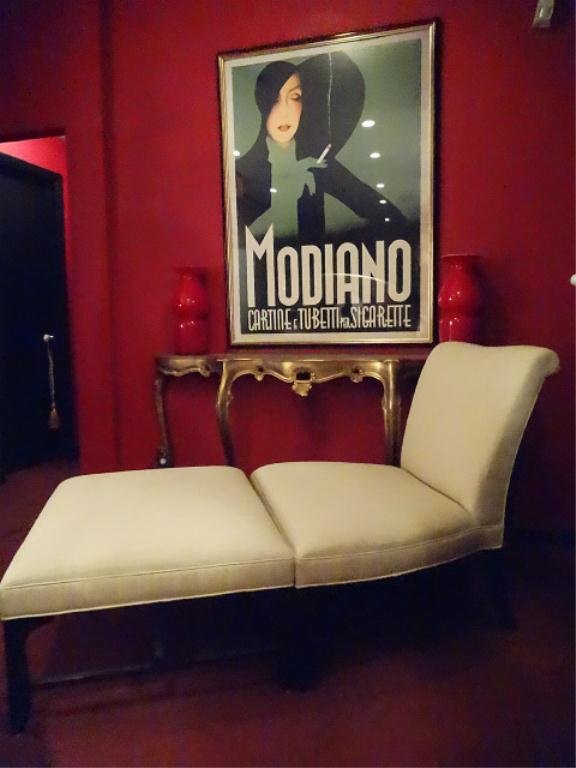 BAKER FURNITURE CHAIR AND OTTOMAN/CHAISE, 2 PIECE,: BAKER FURNITURE CHAIR AND OTTOMAN/CHAISE, 2 PIECE, MAHOGANY FRAME IN JAVA FINISH, PALE BEIGE/IVORY UPHOLSTERY, WITH BAKER LABEL, EXCELLENT CONDITION, SKU916